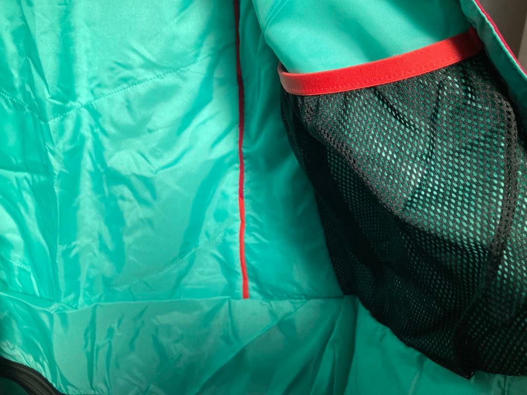 未使用 サロモン スキーウェア ジャケット 女性用 XS Salomon