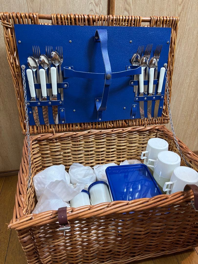 英国製ピクニックバスケット ヴィンテージ 6人分　希少　レア　アンティーク