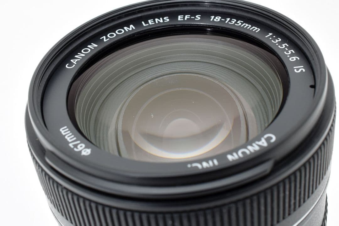 万能レンズ✨Canon EF-S 18-135mm IS✨広角〜望遠 手ブレ補正