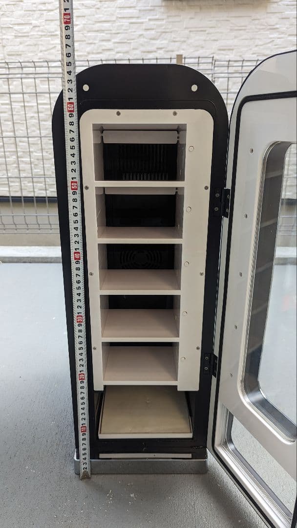 サンコー電子冷却保冷庫　8L　ペトロナス仕様