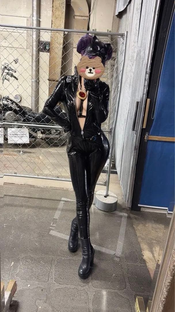 【2/28まで値下げ】NIKKE 怪盗クエンシー コスプレ衣装、ウィッグ