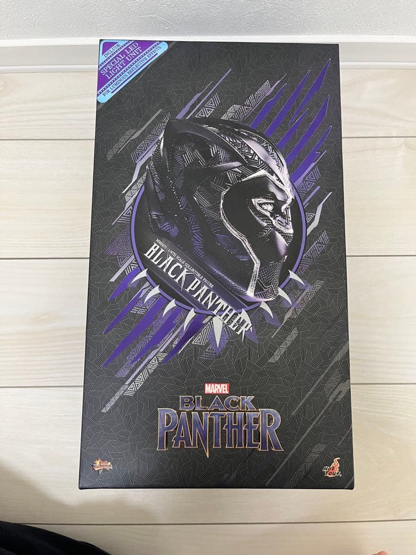 ブラックパンサー フィギュア　ホットトイズ