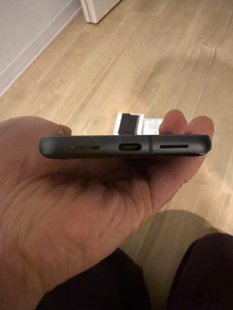 Google Pixel 8 本体 128GB ブラック 中古 SIMフリー