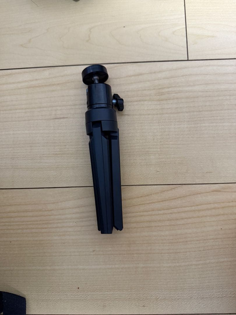 ETOE ホワイト プロジェクター 本体　三脚付