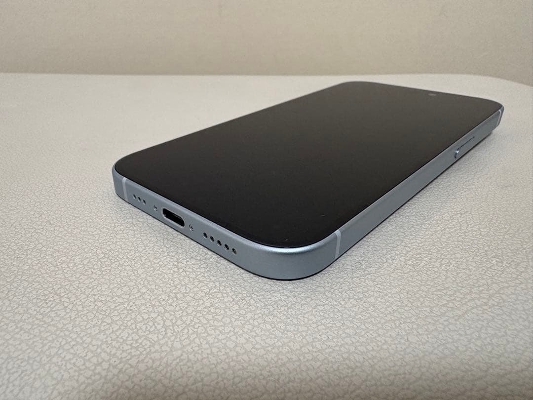 iPhone 15 SIMフリー｜バッテリー99%・充電194回｜美品