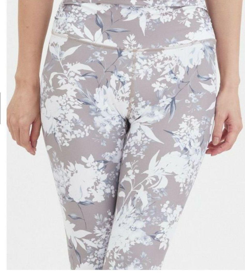 新品未使用 Julier ClearFlowerプリントレギンス