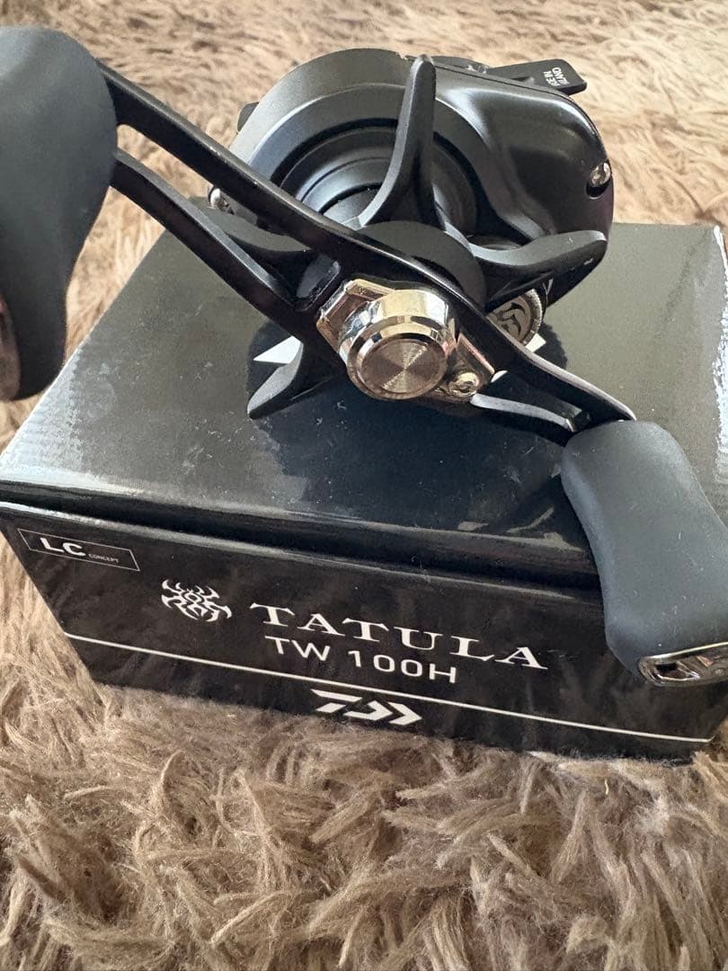 Daiwa TATULA TW 100H ベイトリール　TW100H