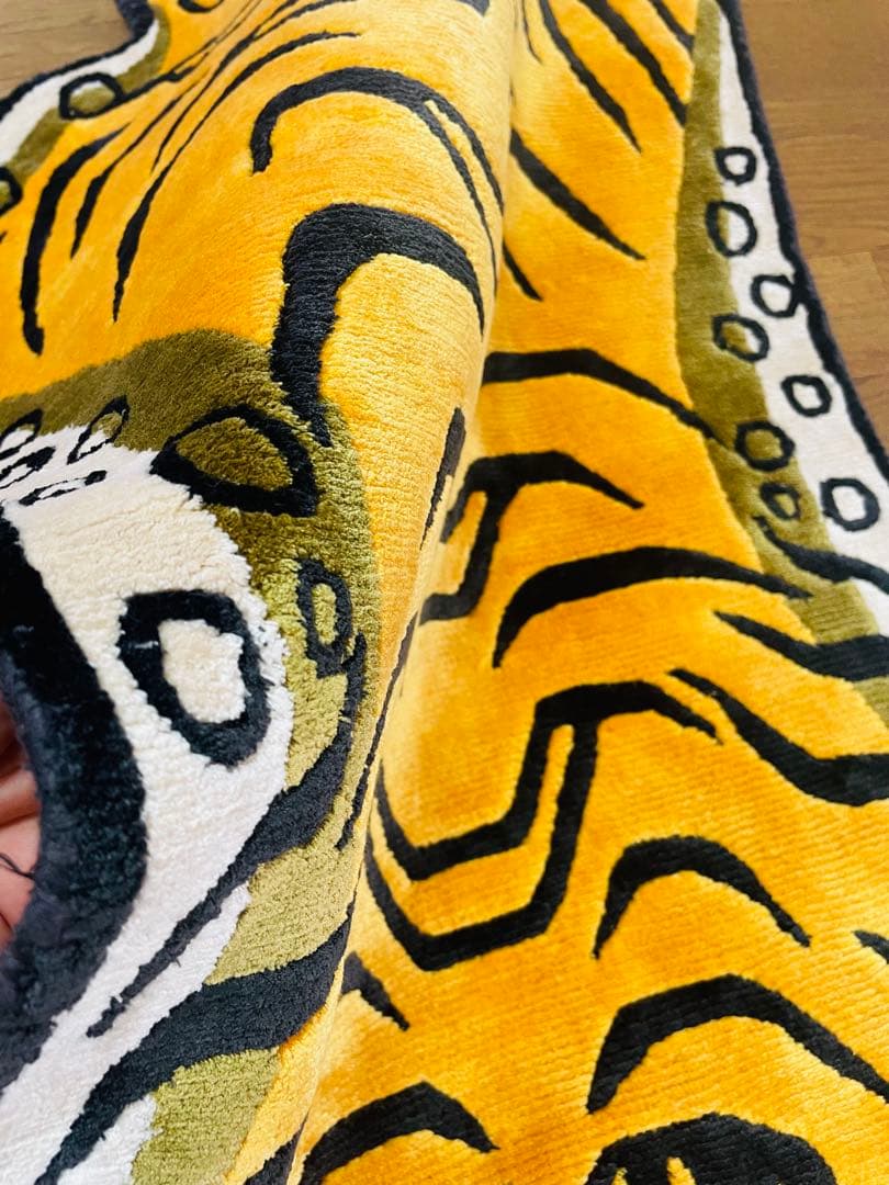 【SALE】高級シルク製 本革 チベタンタイガーラグ L146.5cm 希少