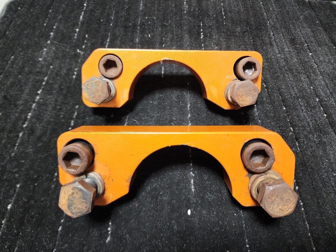 スキッドレーシング　キャンバーアダプター(21クラウン、マークX　GS等に)