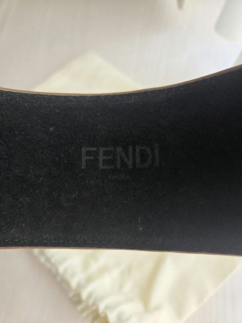 FENDI 太カチューシャ ヘアバンド