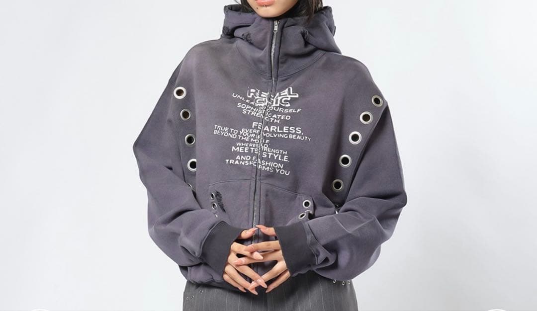 アイレットディティールジップフーディー　アクレント