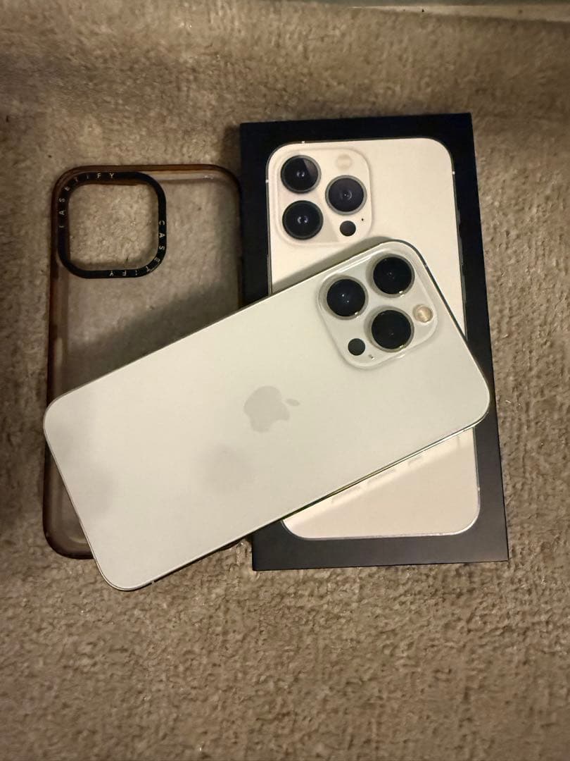 iPhone 13 Pro 256GB SIMフリー バッテリー100%