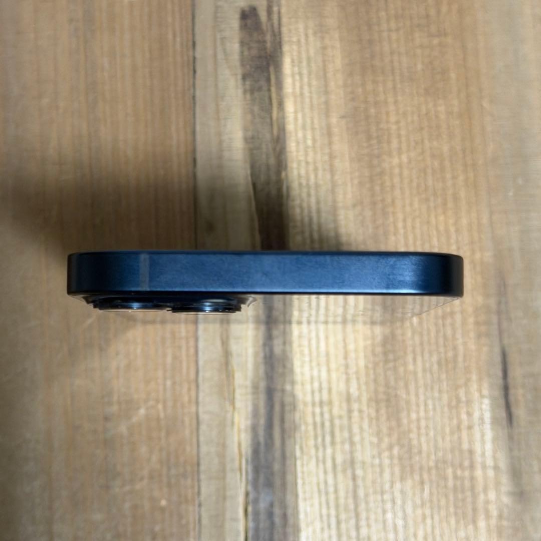 極上美品★Apple iPhone 13 256GB 84% 箱・ケーブル付き