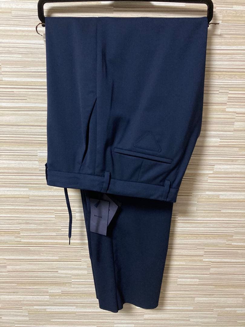【新品未使用】PRADA（プラダ）22SSウールワイドスラックス・トライアングル