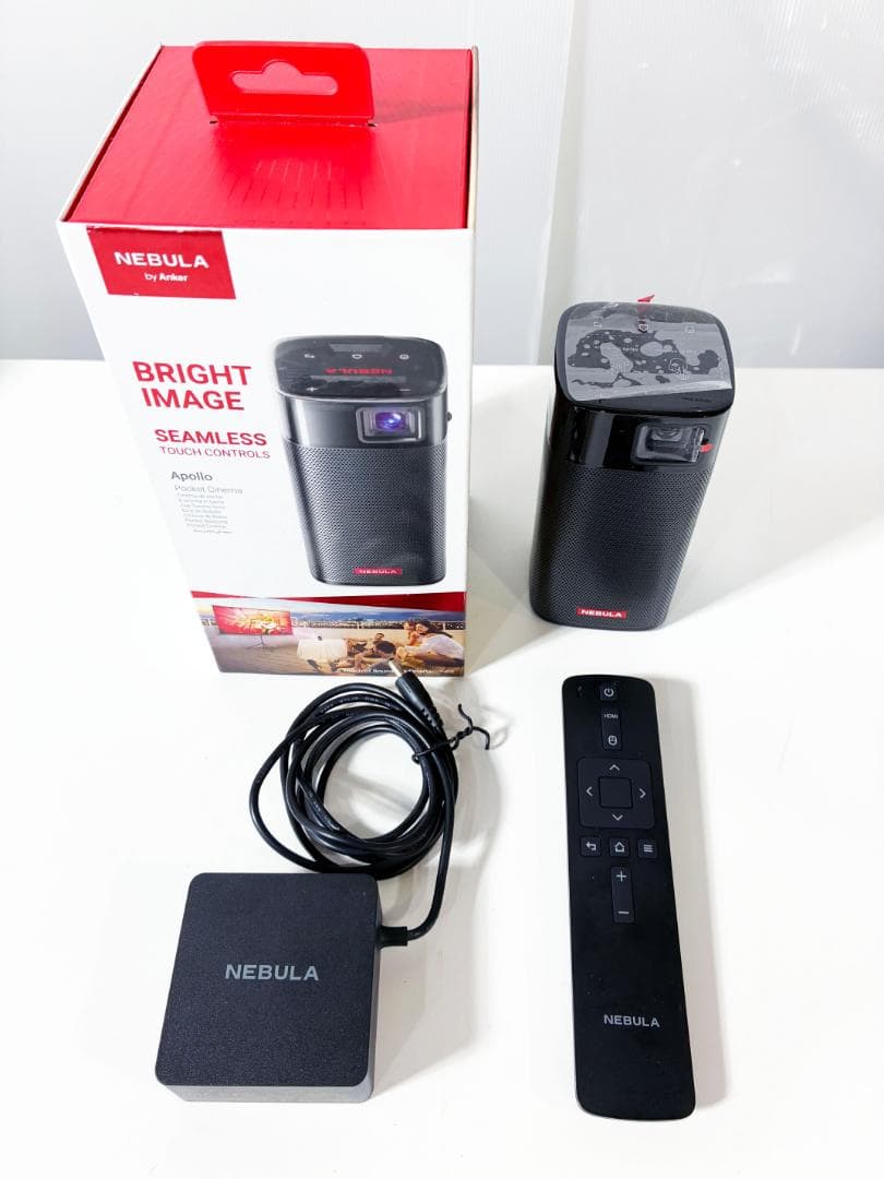 ★美品 中古★Anker ミニプロジェクター【NEBRA】FMBJ