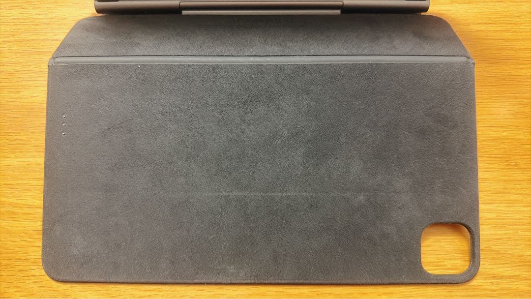 【メロン】中古品 iPad Pro第1世代用 Magic Keyboard