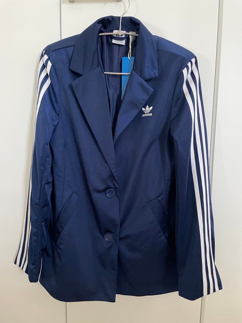 adidas Originalsクラシックス スリーストライプスブレザー未使用品