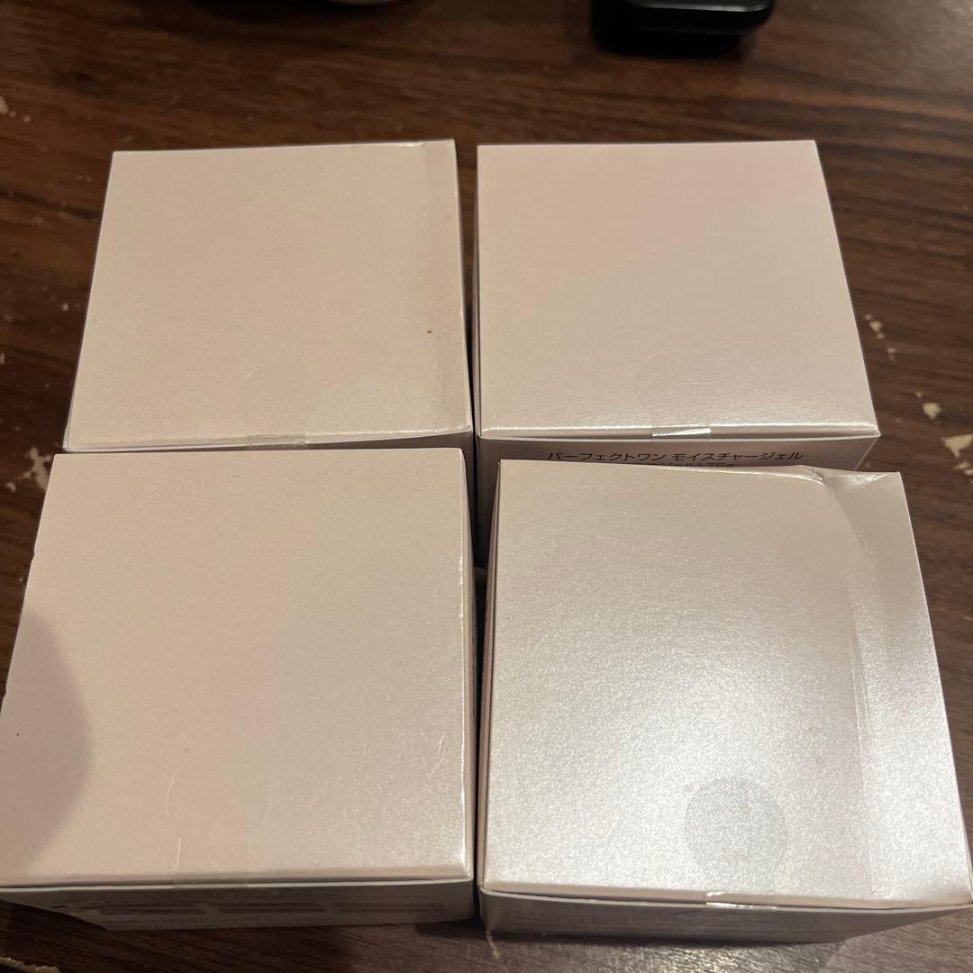 新品未使用　パーフェクトワン　モイスチャージェル５個セット