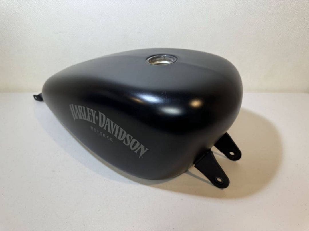 ハーレー　スポーツスター　純正タンク