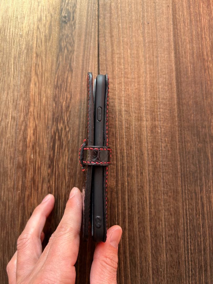 j&kさんページクロコダイル iPhoneケース