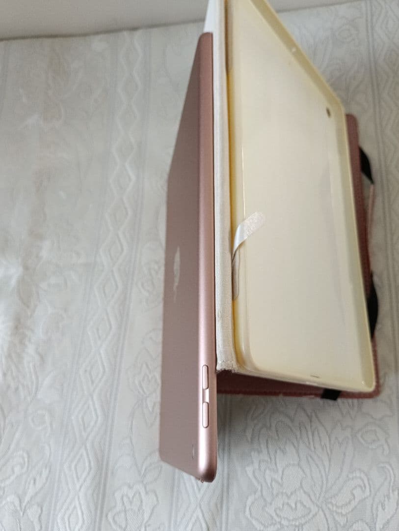 Apple iPad6 第6世代 32GB　 ローズゴールド
