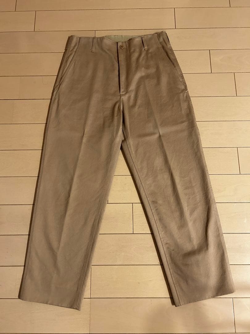 【美品】john smedley　ベージュ チノパン