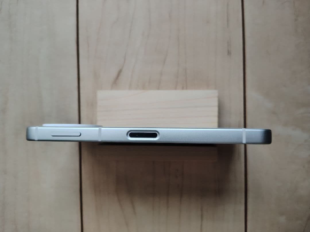 AQUOS sense9 SH-53E 本体　docomo