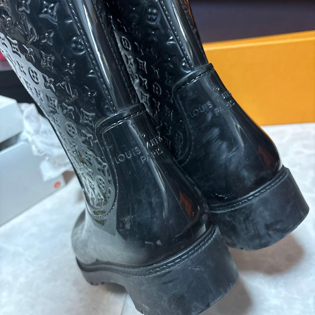 ヴィトン　ブラック ロゴ入り ゴムロングブーツ　レインブーツ