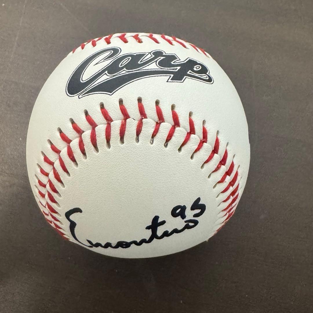 広島東洋カープ　モンテロ選手　直筆サインボール
