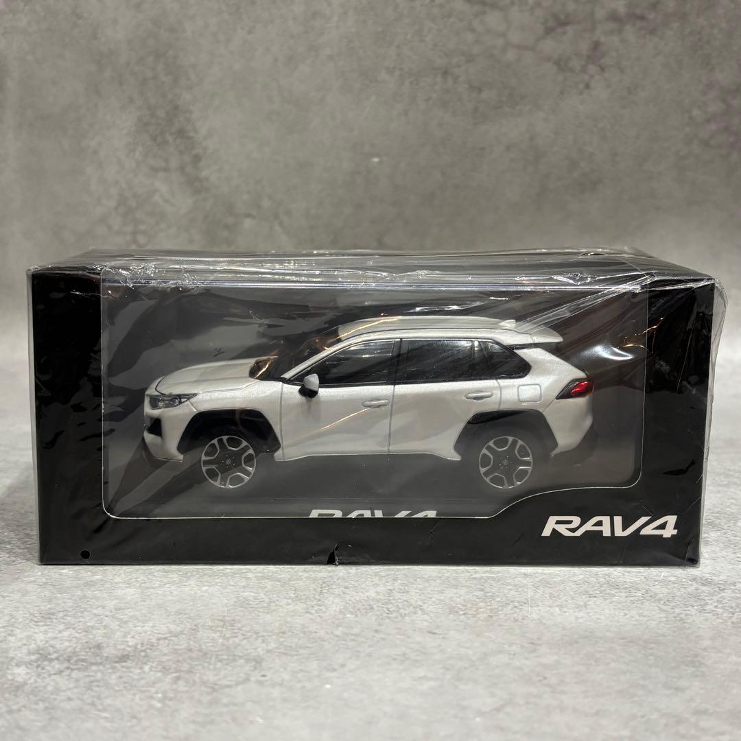 新品　TOYOTA トヨタ　RAV4 ミニカー　希少
