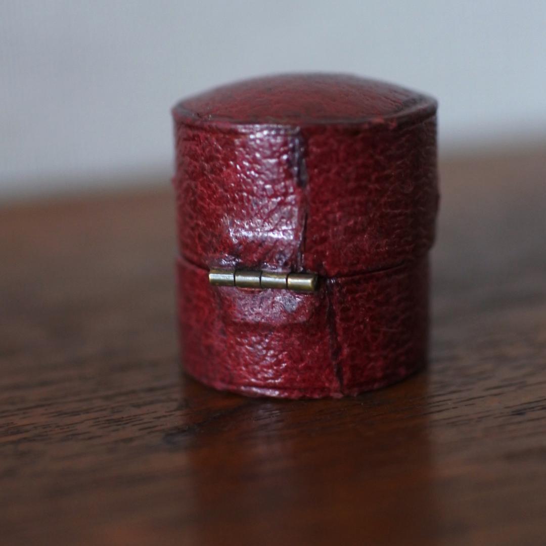 イギリスアンティークリングケース＊英国アンティークリングボックス＊茶レザー＊円形