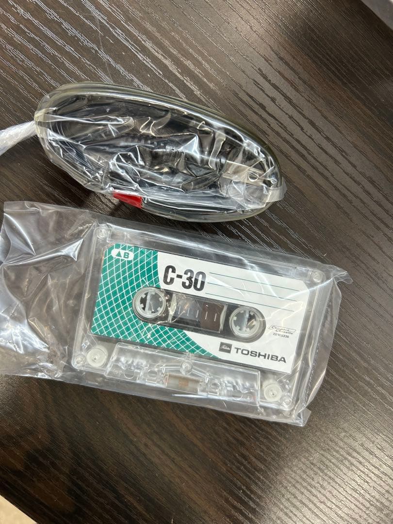 【送料込み】東芝　BOMBEAT ステレオラジオカセットレコーダー　RT-S70