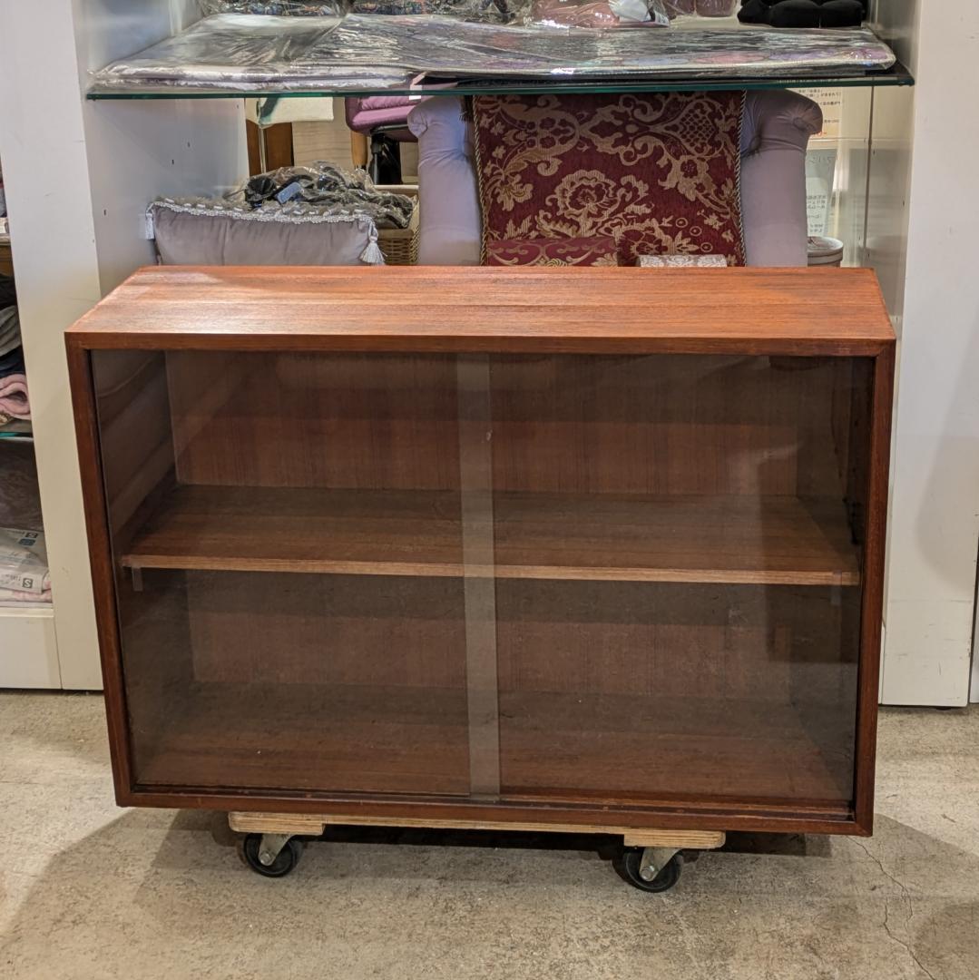 50%値下【希少】 ミッドセンチュリー チーク サイドボード キャビネット 無垢