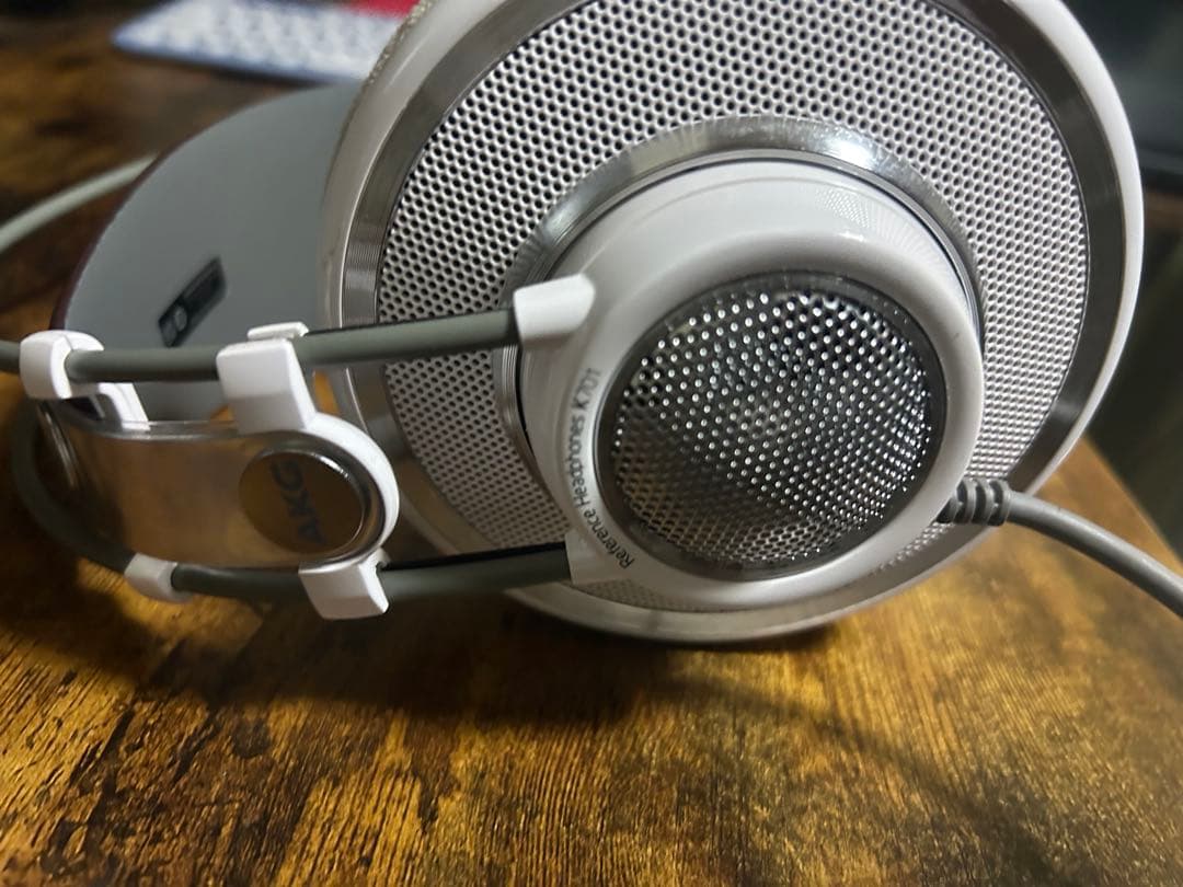 AKG K701 プレミアムクラスヘッドフォン