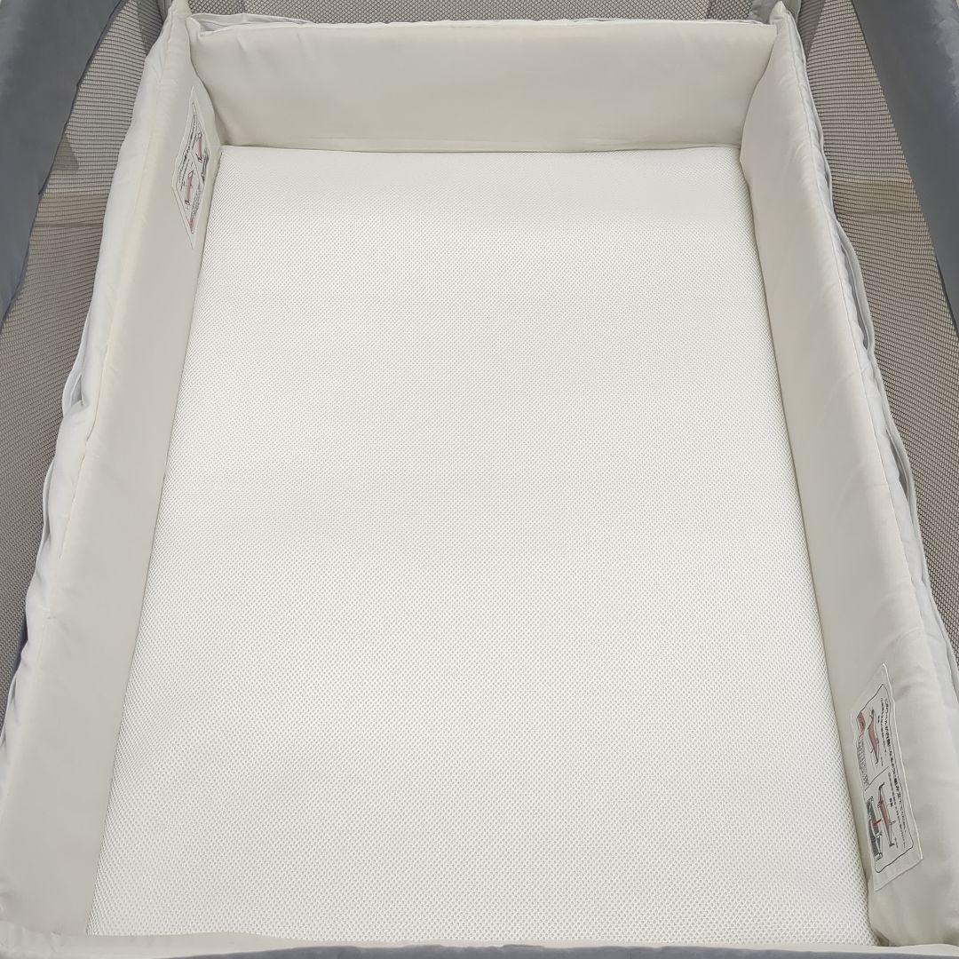 【美品】アップリカ　ココネルエアーab　グレー　シルキーエアー　メッシュガード