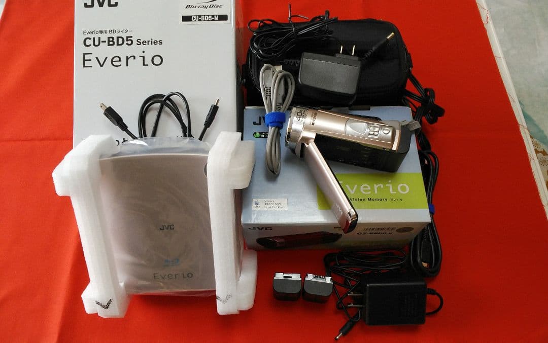 美品…ビデオカメラと専用BDライター
