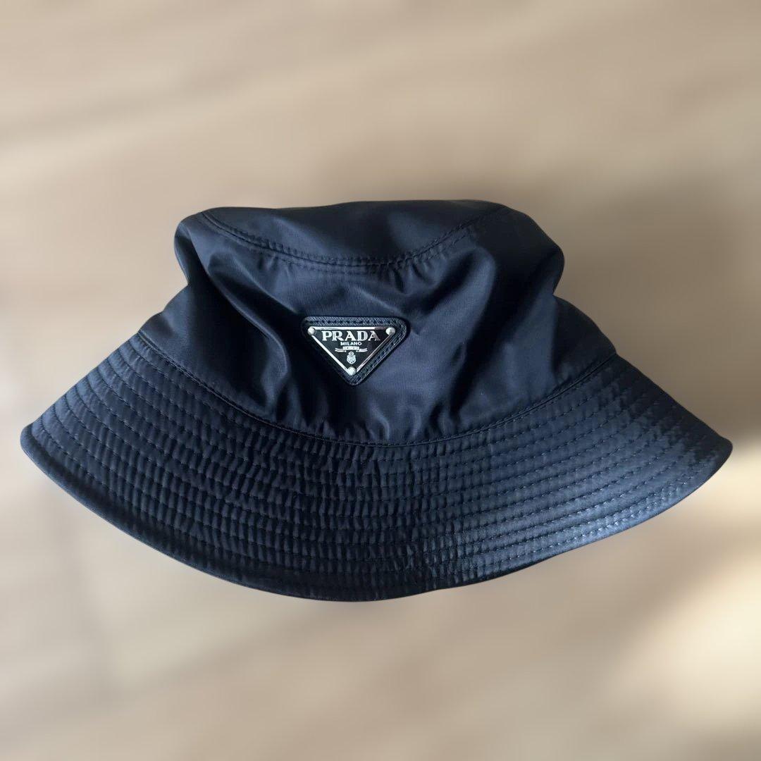 PRADA ブラック バケットハット M