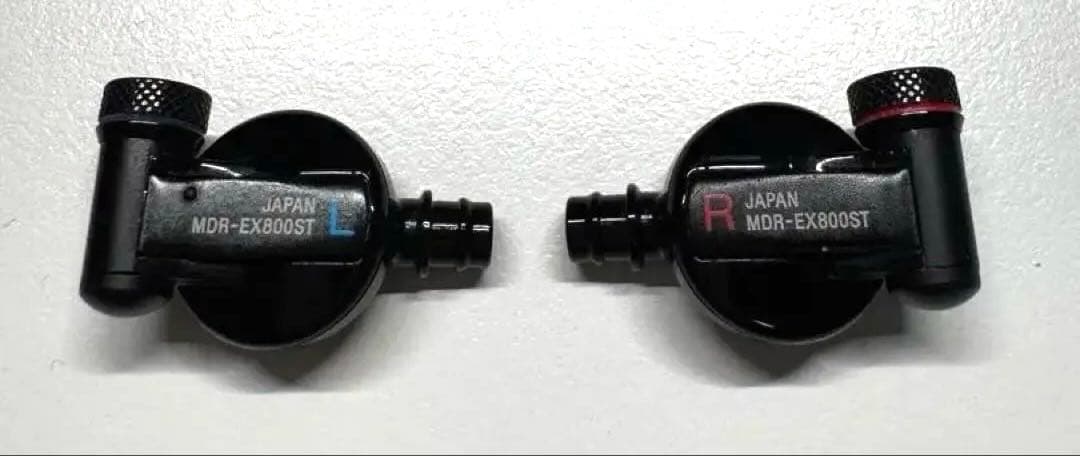 SONY MDR-EX800ST プロが使うイヤホンです