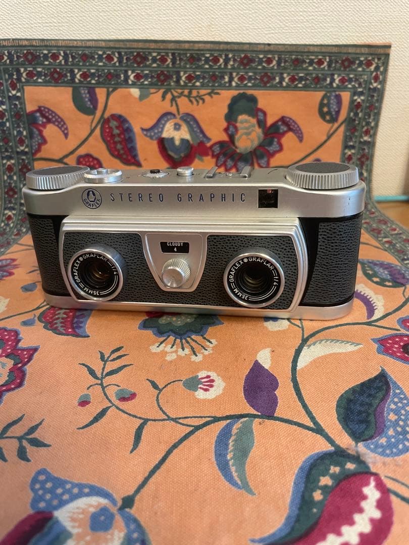 Graflex Stereo Graphic カメラ シルバー