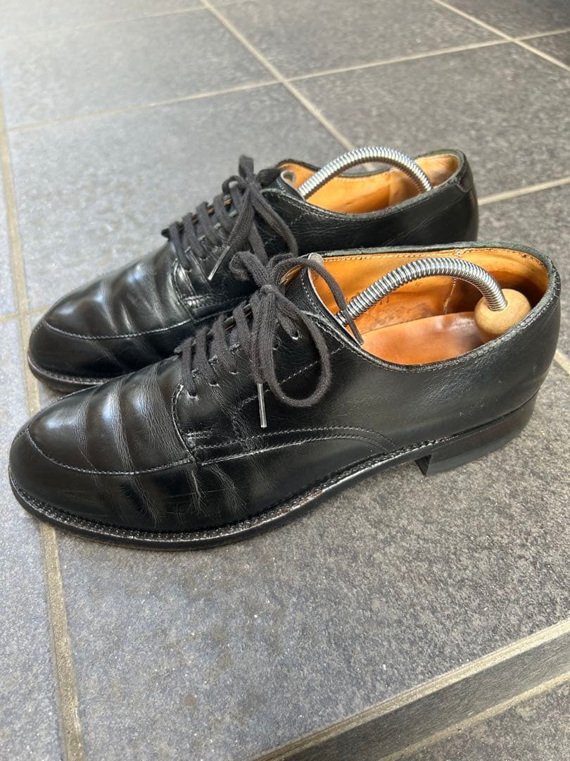 オールデン　Vチップ　カーフレザー