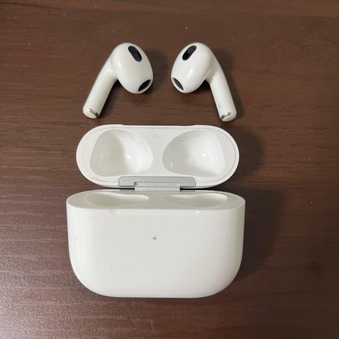 AirPods第3世代　本体右耳左耳