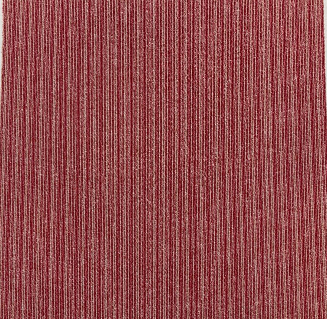 コビトカバ　タイルカーペット　３６枚　新品・未使用　国内メーカー