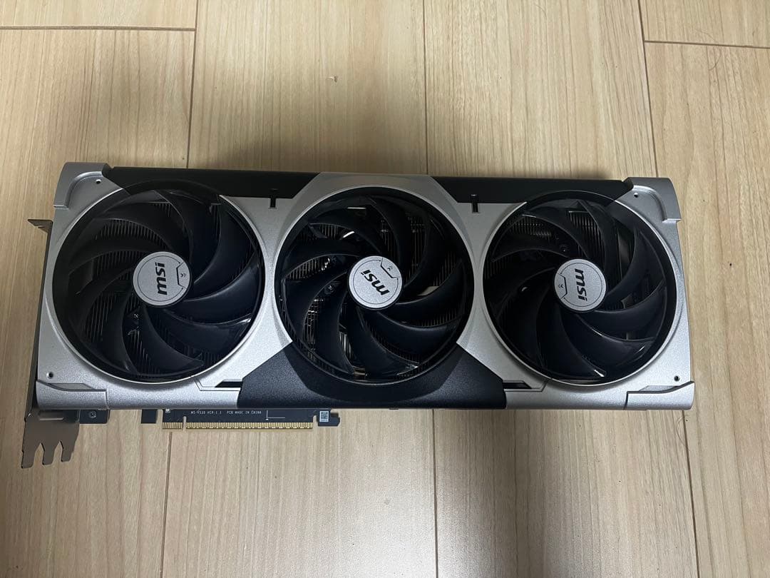 MSI VENTUS 3X RTX 5090 グラフィックボード