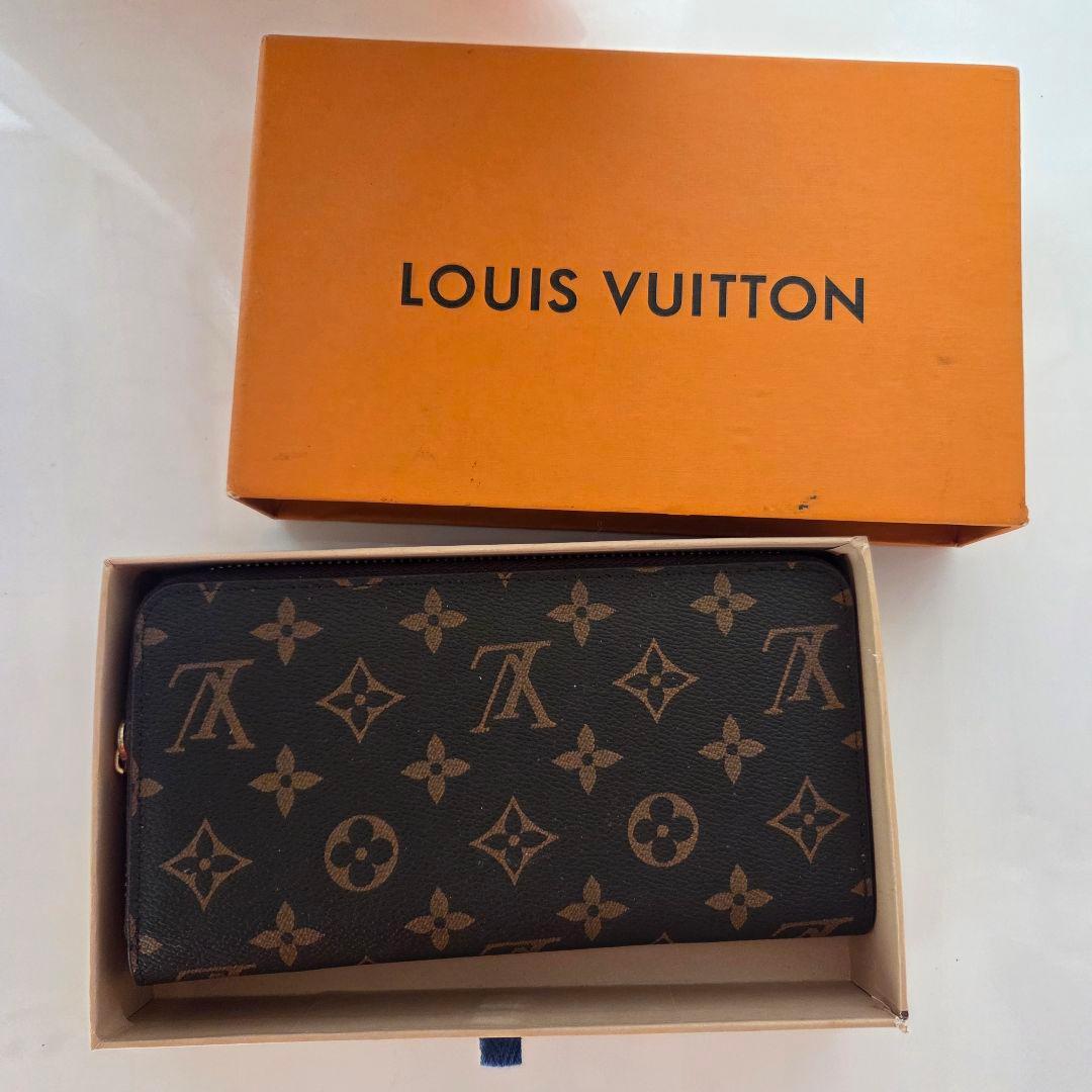 値下げしました!!【未使用品!!】ルイヴィトン ジッピーウォレット モノグラム