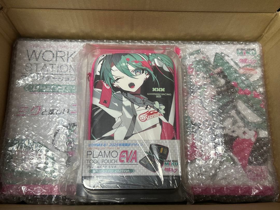 ワークステーション ver2.0プロ レーシングミク2025 ver.& ポーチ