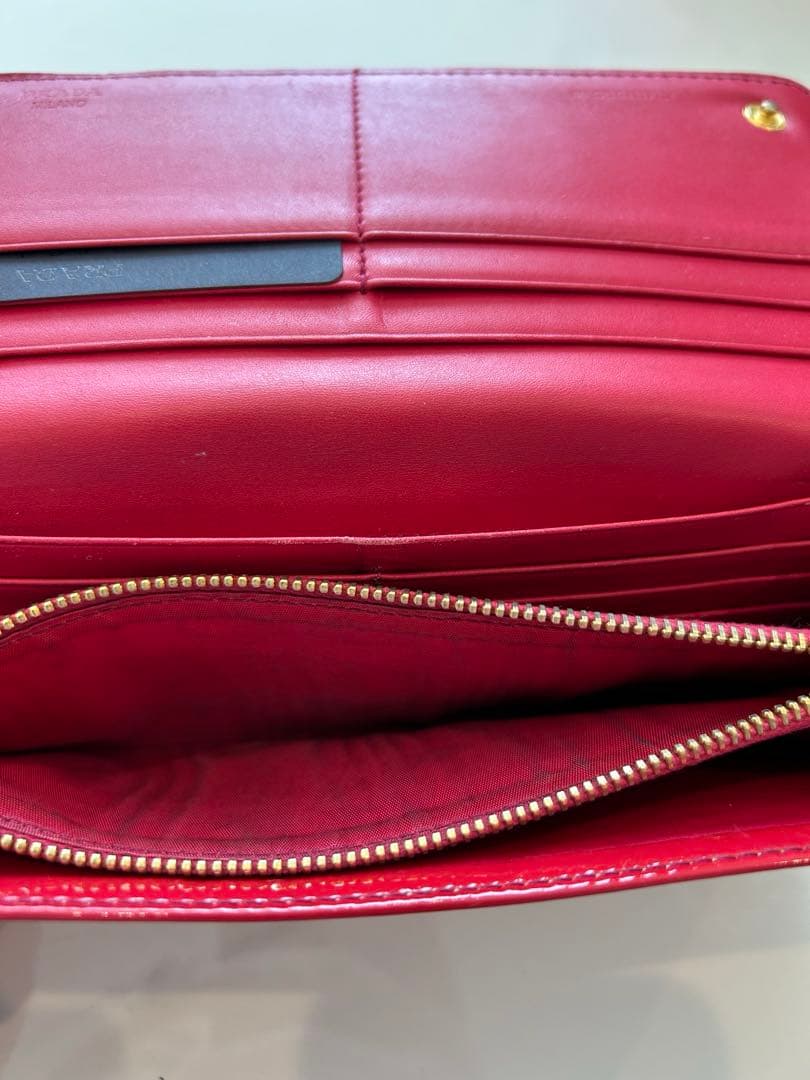 希少　正規品PRADA 長財布 箱ギャランティーカード付き　ピンク