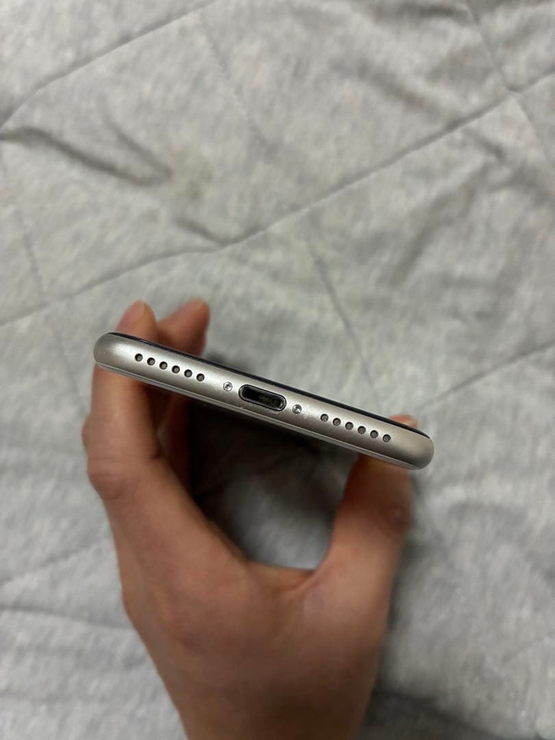 IphoneSE 第3世代128GB SIMフリー