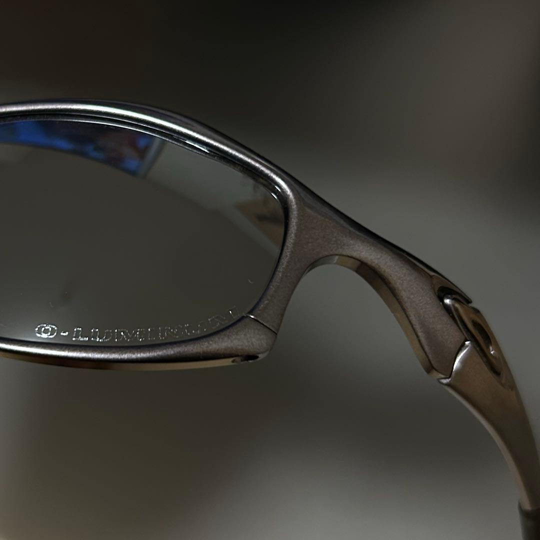 小物 oakley hatchet