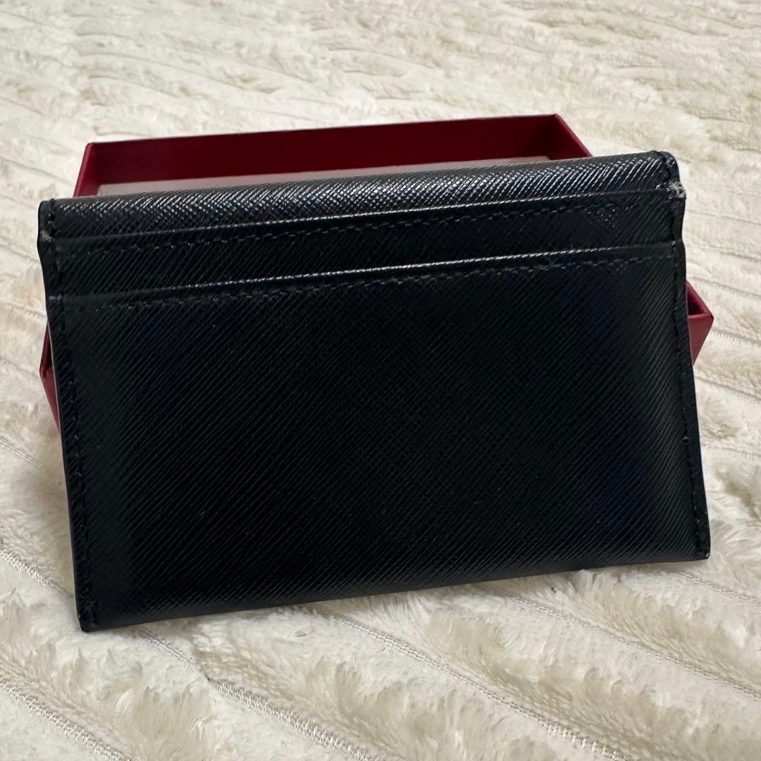 フェラガモ　名刺ケース