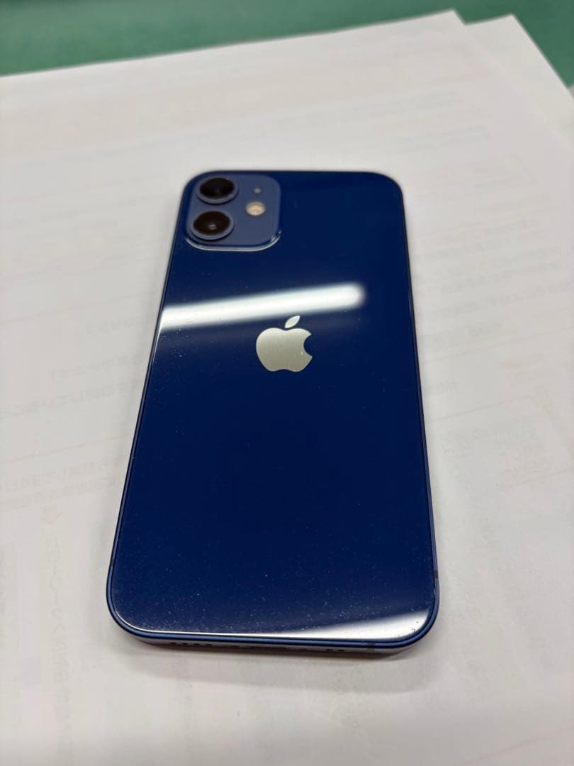 あ*い様 Apple iPhone 12 mini 外カメラ認識せず　ジャンク